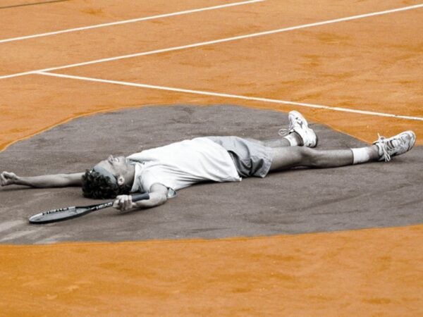 Gustavo Kuerten drew an heart on Roland Garros clay in 2001