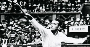 Henri_cochet_wimbledon_1939