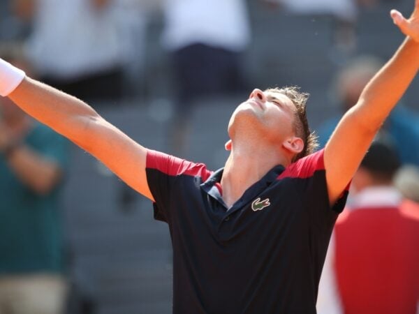 Filip Krajinovic at Hamburg in 2021
