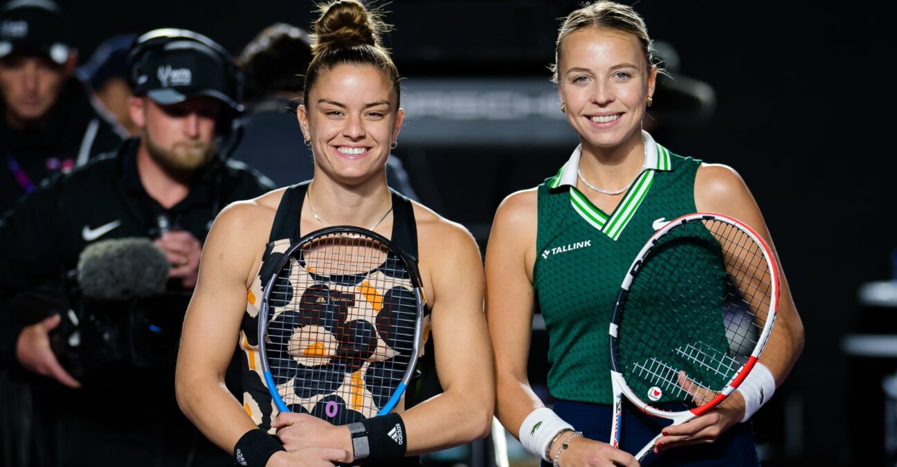 Maria Sakkari and Anett Kontaveit WTA Finals 2021
