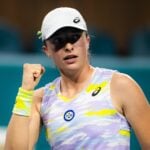 Iga Swiatek will take on Naomi Osaka in the final of the WTA Miami Open
