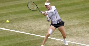Alison Riske