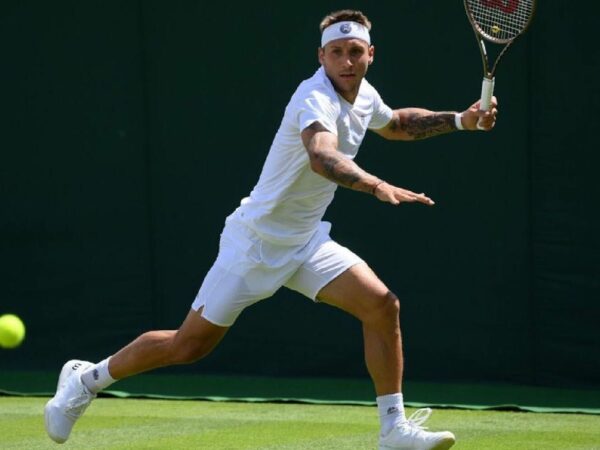 Alex Molcan_Wimbledon_2022