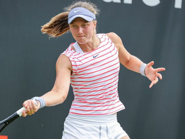 Lena Papadkis wins a golden set