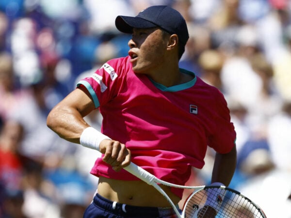 Brandon Nakashima at the 2022 Eastbourne International