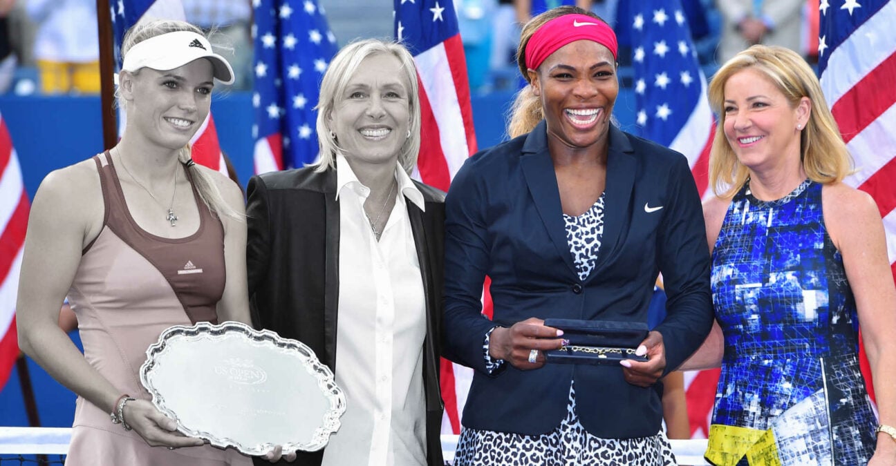 Serena Williams and Chris Evert