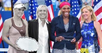 Serena Williams and Chris Evert