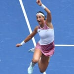 Caroline Garcia jumping