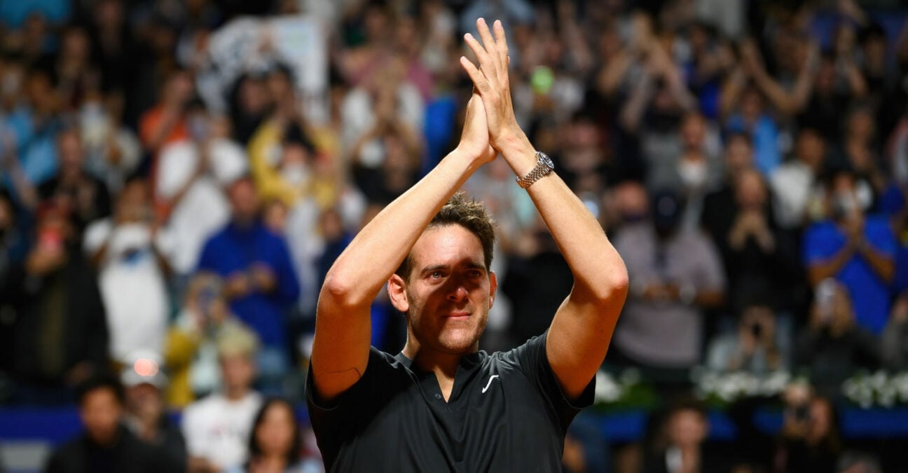 Juan Martin Del Potro of Argentina greets the fans after his matcha at the Argentina Open