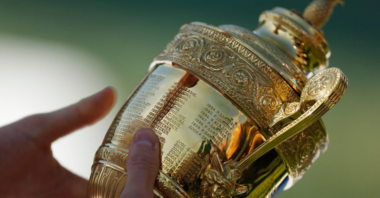 Wimbledon trophy 2017