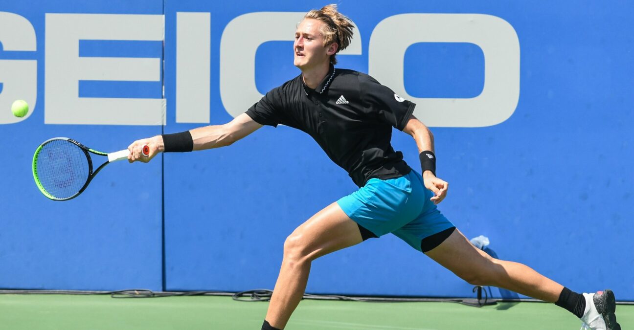 Seb Korda forehand