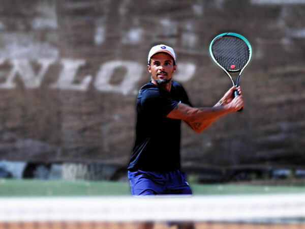 Seb Proisy Testing Racquets