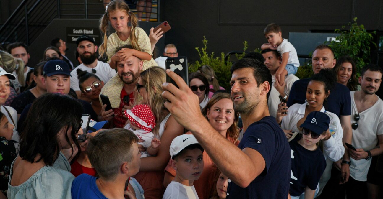 Novak Djokovic Adelaide fans 2022