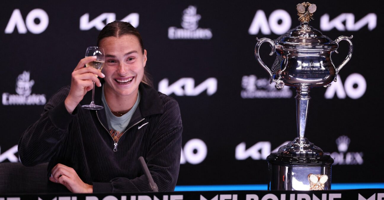 Aryna Sabalenka champagne AO 2023
