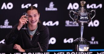 Aryna Sabalenka champagne AO 2023