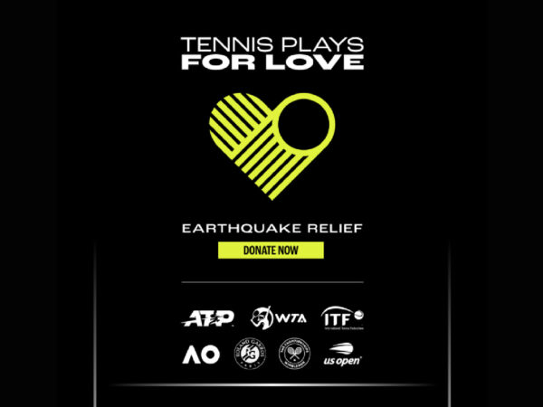 Tennis Plays for Love