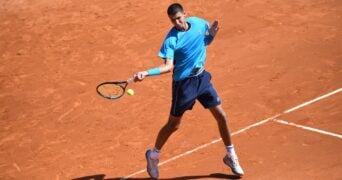 Alexei Popyrin clay
