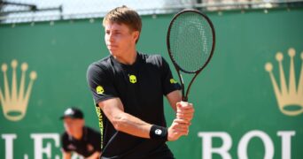 Ivashka in Monte Carlo