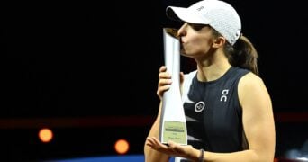 Iga Swiatek Stuttgart 2023 (AI _ Reuters _ Panoramic)