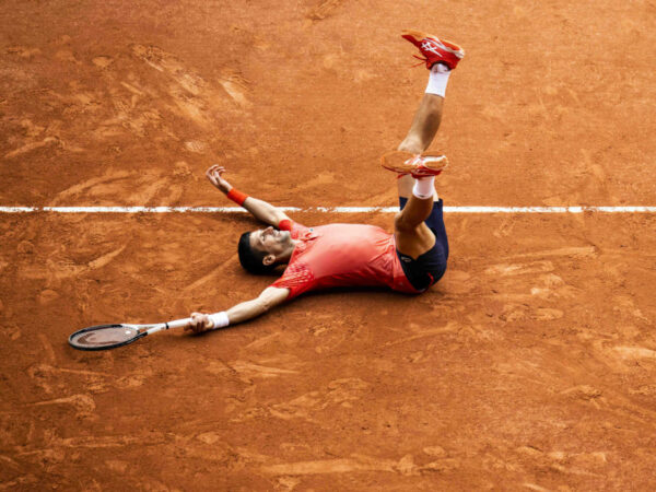 Djokovic_Novak_fall_Roland_2023