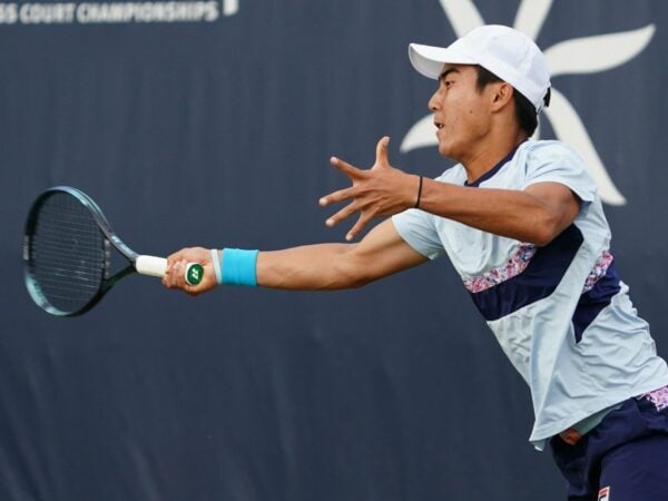 Rinky Hijikata grass