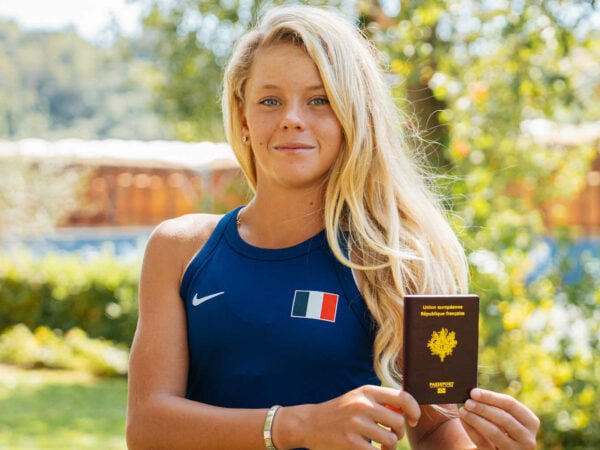 Ksenia Efremova with her French passport, 2023