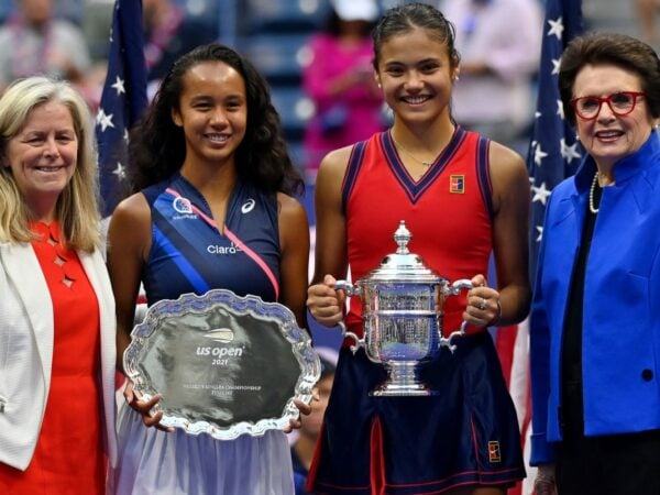 Raducanu and Fernandez, trophy ceremony, US Open 2021