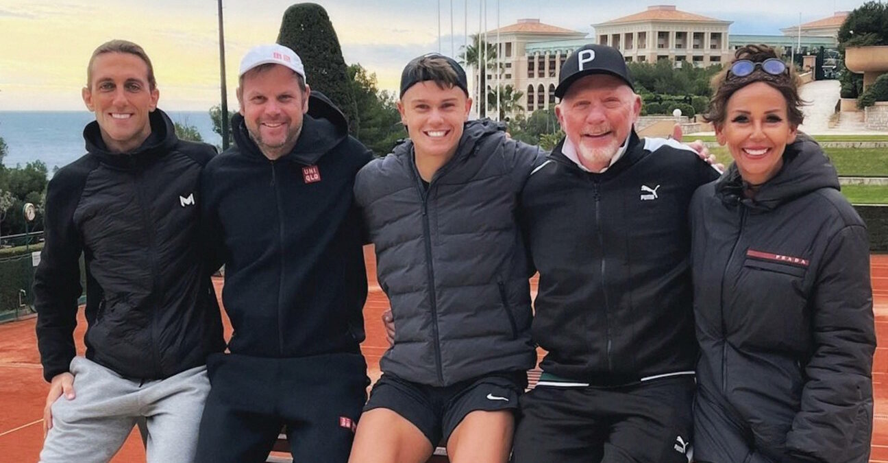 Holger Rune with his team