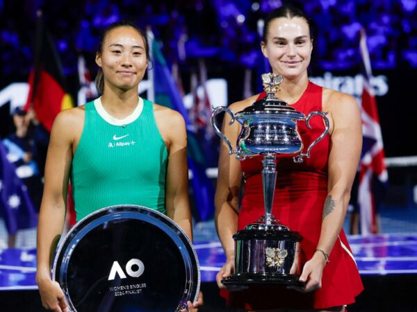 Zheng Qinwen and Aryna Sabalenka