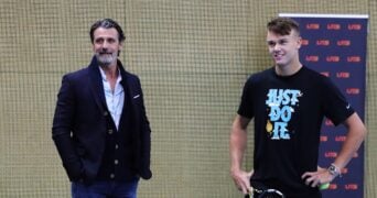 Holger Rune and Patrick Mouratoglou | Shot in Oslo Feb | Stabekk Tennis Club, © Tennis Majors