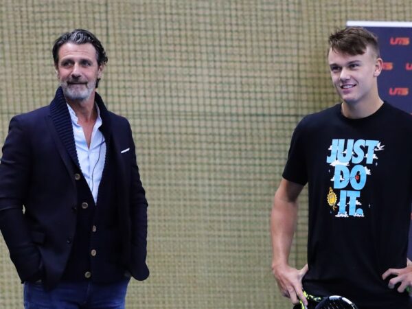 Holger Rune and Patrick Mouratoglou | Shot in Oslo Feb | Stabekk Tennis Club, © Tennis Majors