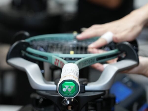 Yonex Stringing Machine