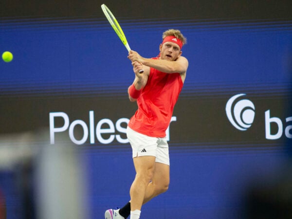 February 3, 2025, Frisco, Texas, USA: ALEJANDR DAVIDVICH FOKINA (ESP) returns with a backhand in a singles match during day three of the 2025 Dallas Open at the Star in Frisco, TX. Davidovich Fokina defeated Holt, 6:1, 7:5.