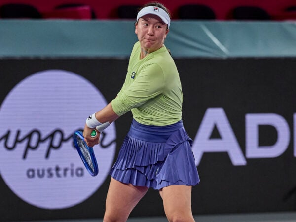 January 28, 2025, Linz, Upper Austria, Austria: Lulu Sun of New Zealand, returns with backhand to Sara Sorribes Tormo of Spain during the Upper Austria Ladies Linz - Womens Tennis, WTA500