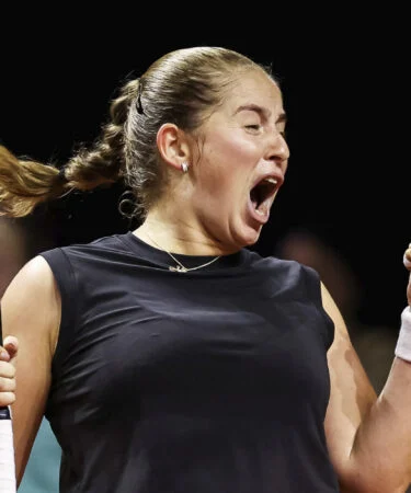 Jelena Ostapenko Stuttgart 2025(1)