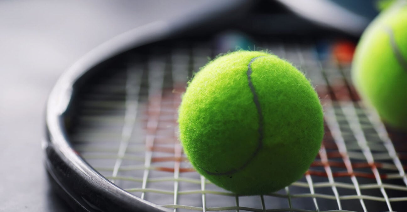 Tennis ball