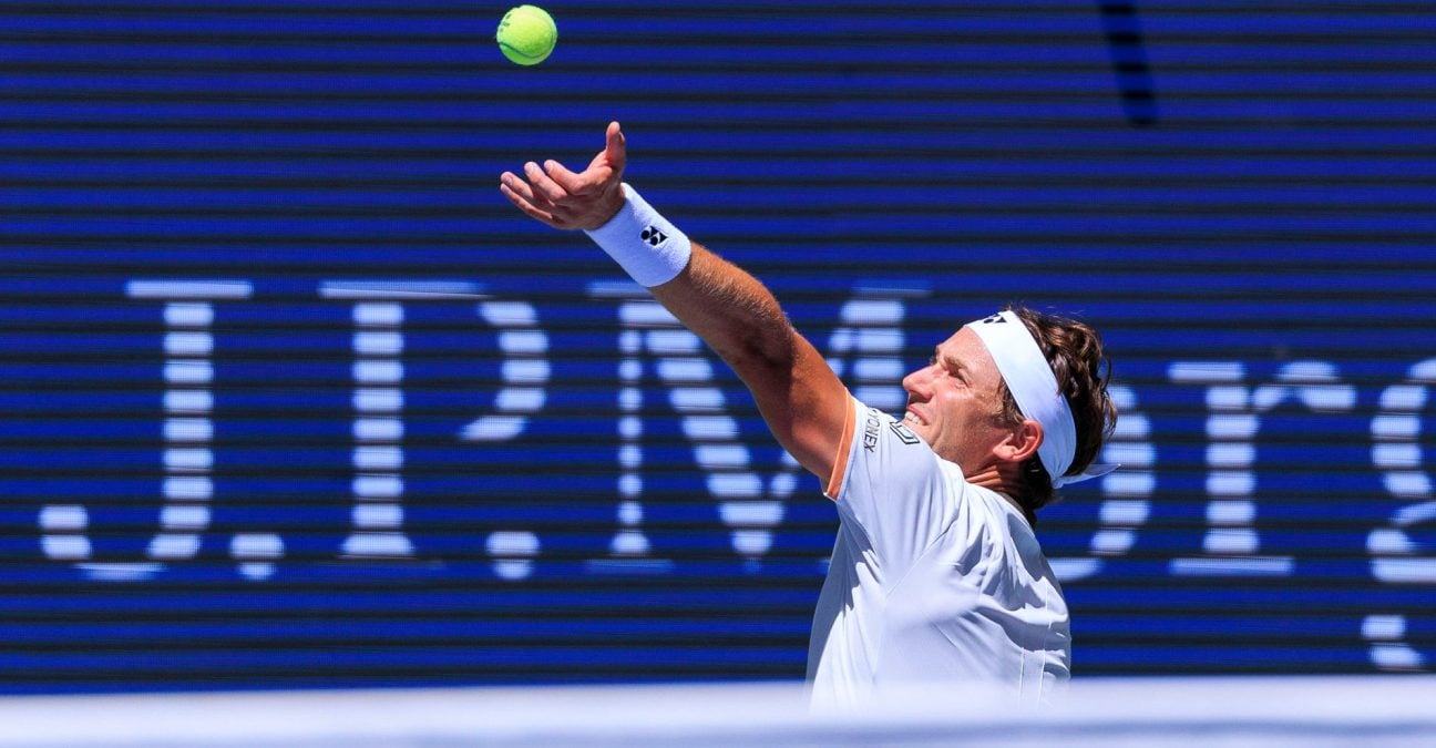 August 19, 2025, Flushing Meadows, New York, USA: Iga Swiatek and Casper Ruud (in photo) serves during a mix doubles match against Madison Keys and Frances Tiafoe at the 2025 US Open at USTA Billie Jean King National Tennis Center on Tuesday August 19, 2025 in the Flushing neighborhood of the Queens borough of New York City.