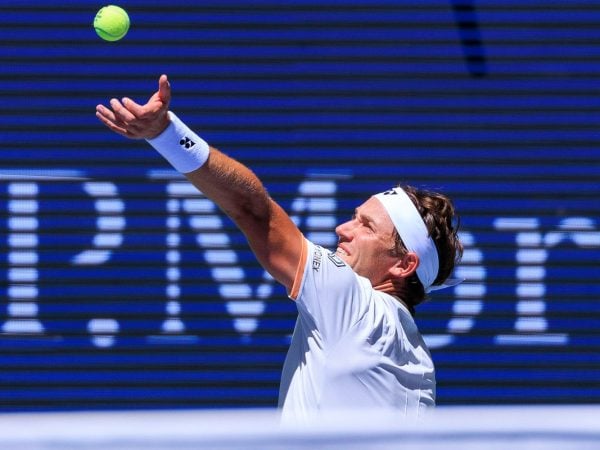 August 19, 2025, Flushing Meadows, New York, USA: Iga Swiatek and Casper Ruud (in photo) serves during a mix doubles match against Madison Keys and Frances Tiafoe at the 2025 US Open at USTA Billie Jean King National Tennis Center on Tuesday August 19, 2025 in the Flushing neighborhood of the Queens borough of New York City.