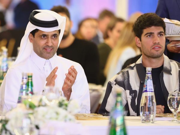 Jannik Sinner, Nasser Al-Khelaifi, Carlos Alcaraz, Doha 2026