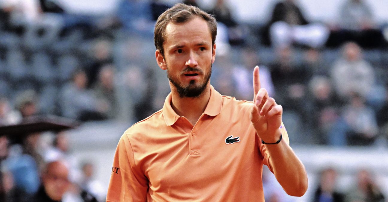 Clay-court Daniil as we like him: Medvedev grinds past Landaluce in Rome -  Tennis Majors