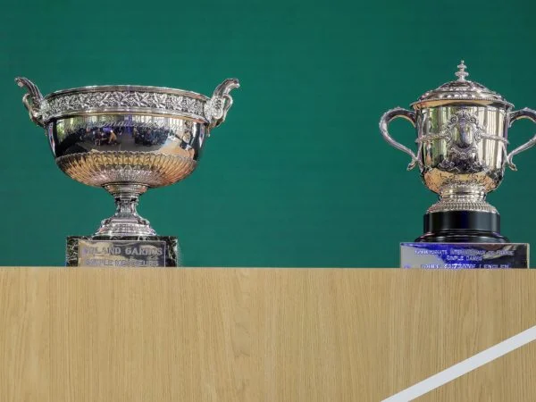 Roland-Garros 2026, trophies and prize money