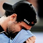 Matteo Berrettini reacts to an injury during the quarterfinal of Roland-Garros 2026