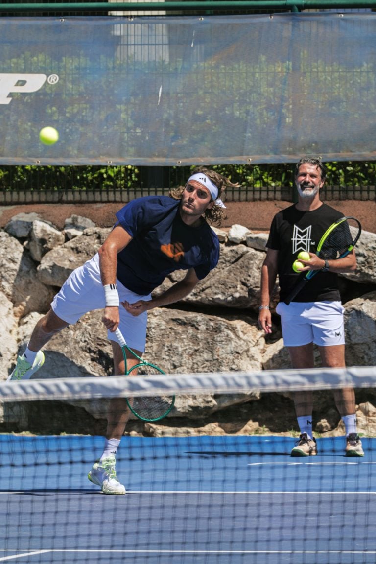 tsitsipas-splits-with-father-apostolos-hires-perrin-for-wimbledon