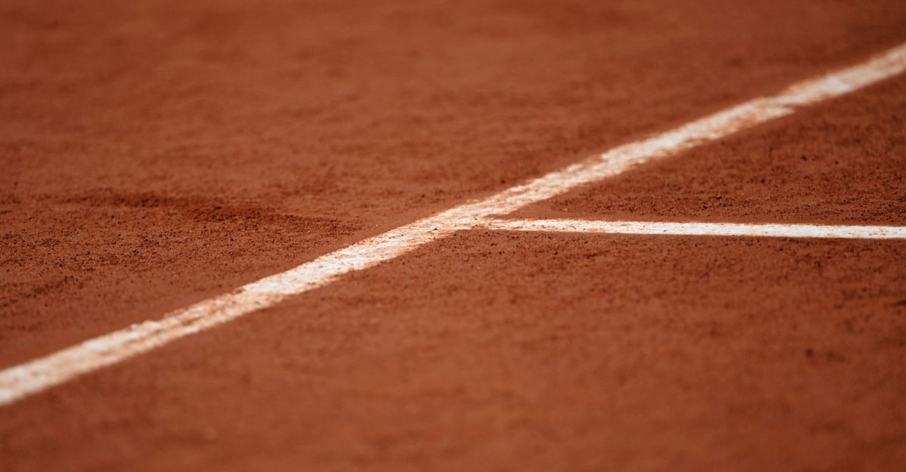 Clay court tennis