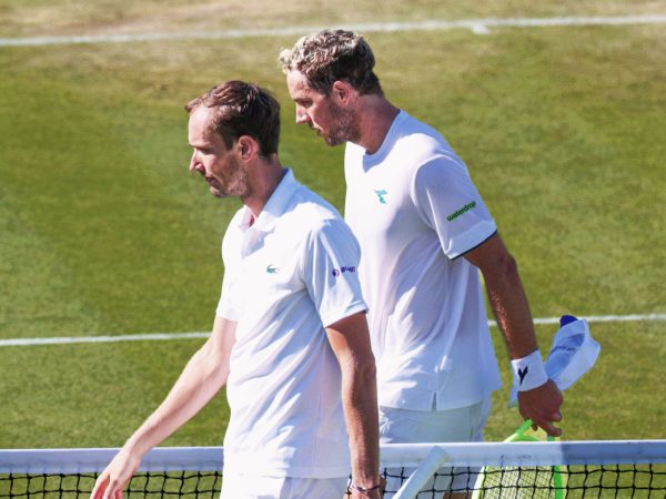Daniil Medvedev and Jen-Lennart Struff, Wimbledon 2026