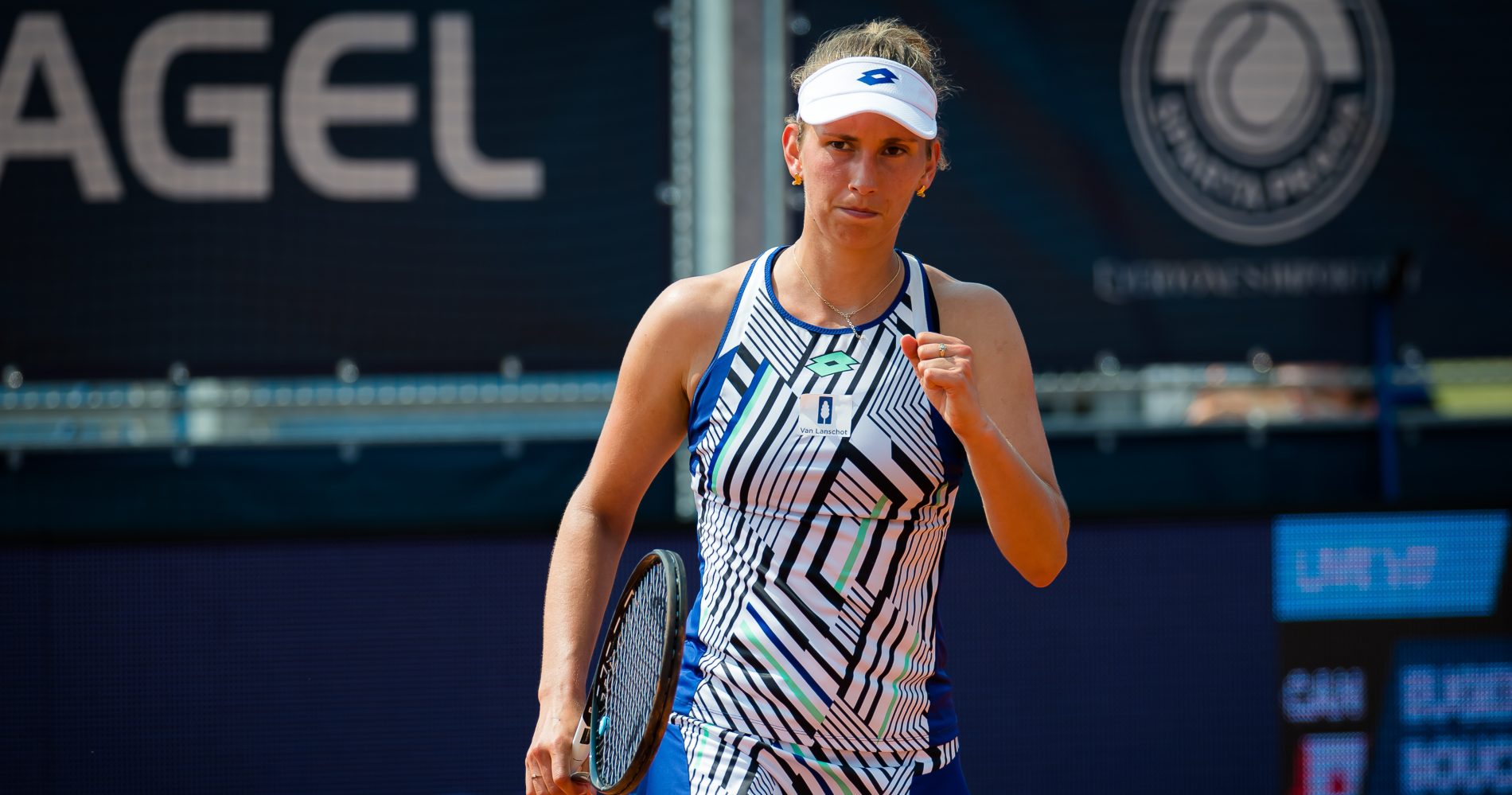 Elise Mertens - Prague