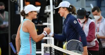 Ash Barty vs Iga Swiatek at Madrid in 2021
