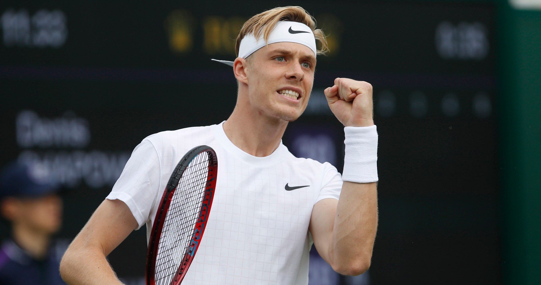 Denis Shapovalov at Wimbledon in 2021