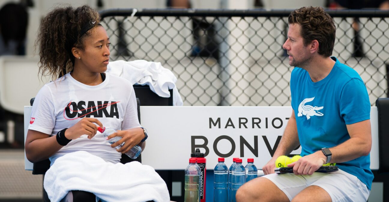 Noami Osaka et Wim Fissette à Brisbane, en 2020 © Zuma / Panoramic