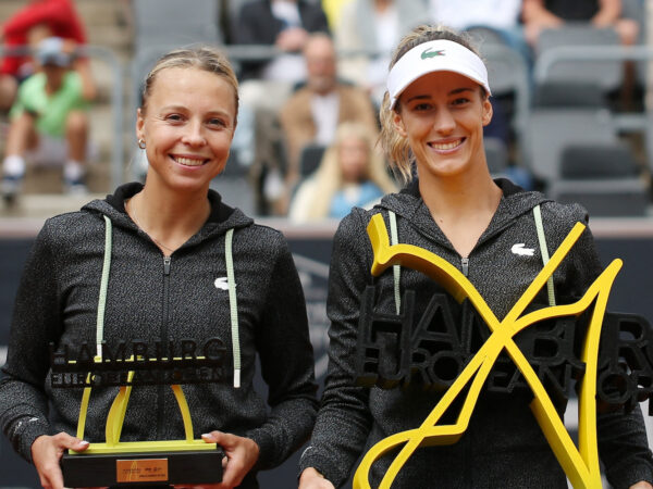 Annett Kontaveit et Bernarda Pera, Hambourg 2022